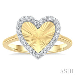 1/6 Ctw Fluted Texture Heart Shape Round Cut Diamond Fashion Ring in 14K Yellow and White Gold