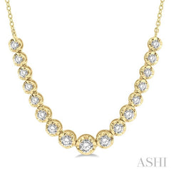 1 Ctw Round Cut Diamond Illusion Necklace in 10K Yellow Gold