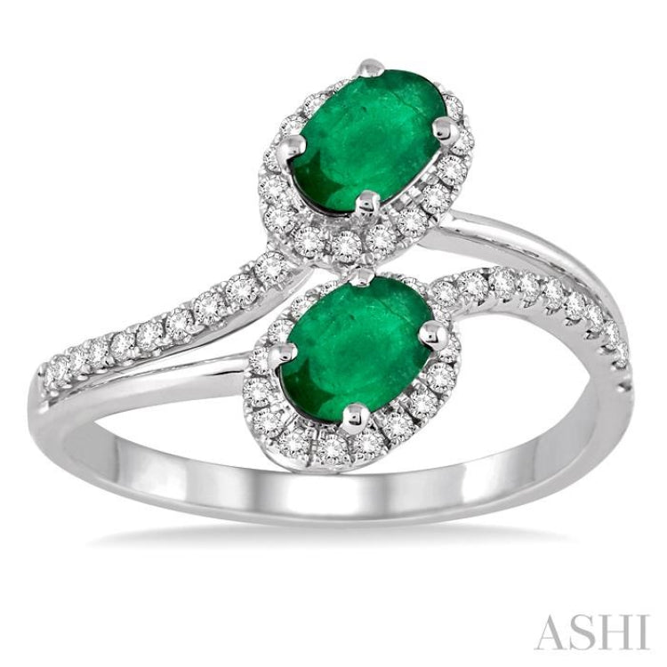 6x4 MM Oval Cut Emerald and 1/4 Ctw Round Cut Diamond Ring in 14K White Gold