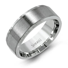 This classically styled men's wedding band features a brushed finished outside and a minimal, solid design that is perfect for everyday wear.