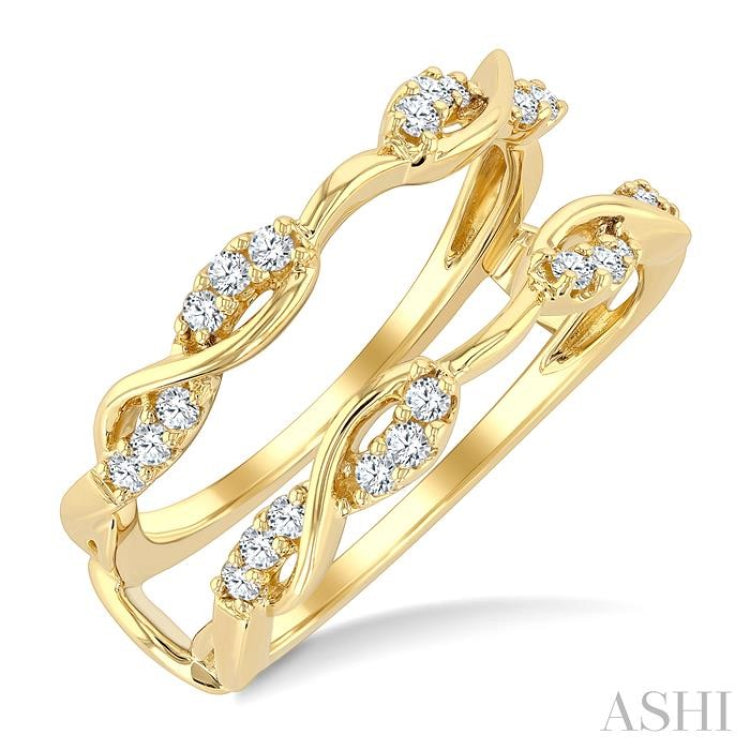 1/4 Ctw Split Twisted Shank Round Cut Diamond Insert Ring in 14K Yellow Gold
