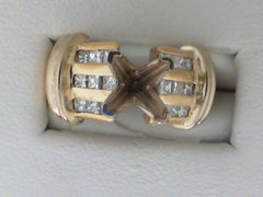 Engagement ring mountings / Semi-mount